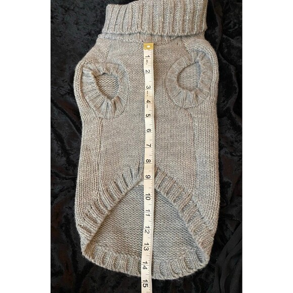 Dog Sweater Grey Knit White Christmas Tree Appliqué Barkley & Finn NWOT Size M - Picture 7 of 12